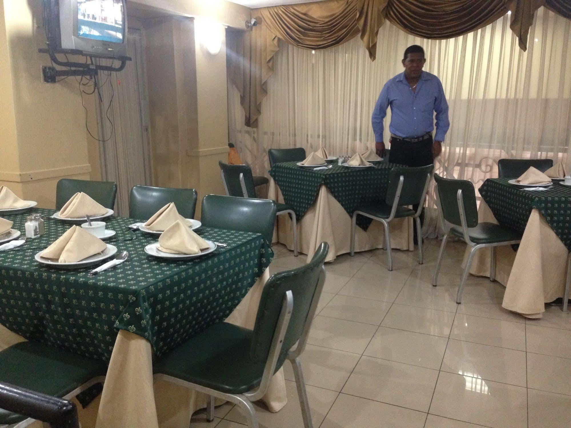 Hotel Rizzo جواياكيل المظهر الخارجي الصورة